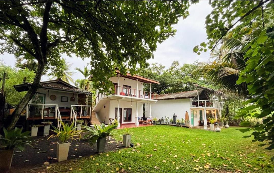Beach House Kalukatiya - Family Villa, Seaview Room, Garden Room 迪克韦勒 外观 照片