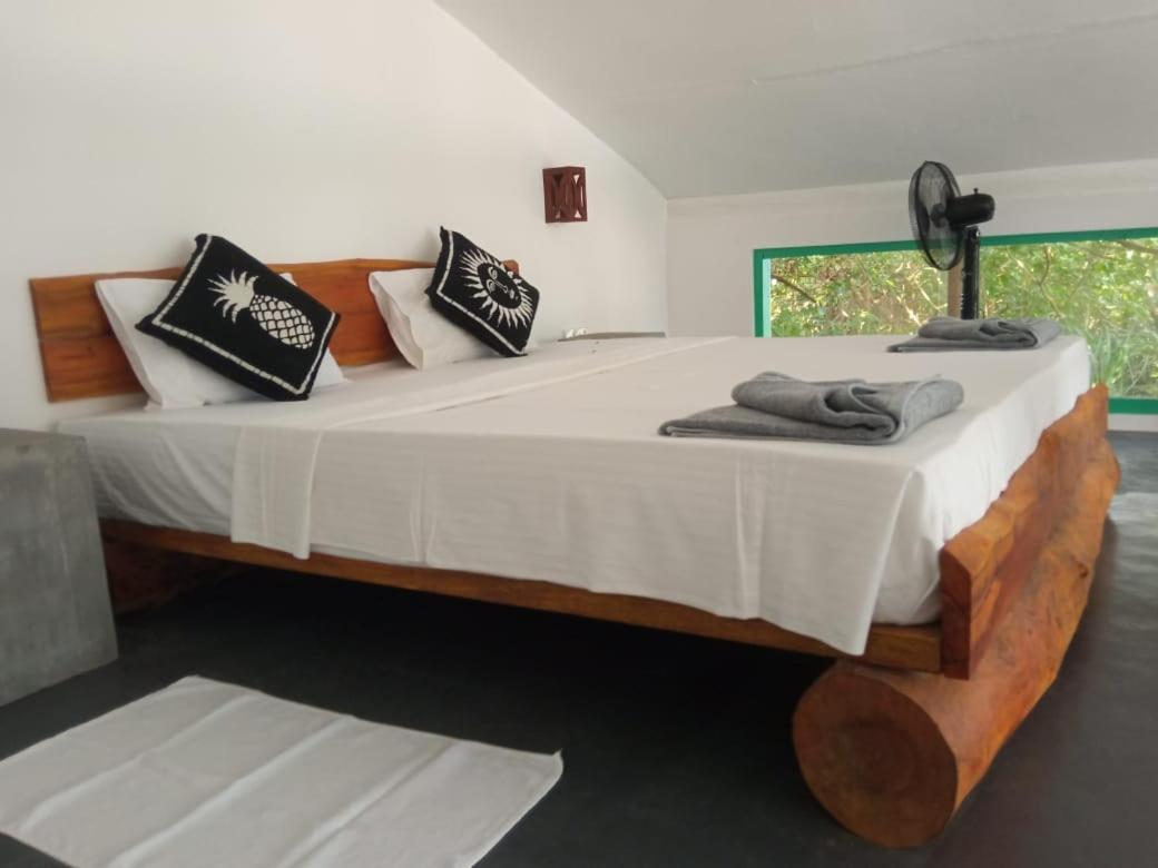 Beach House Kalukatiya - Family Villa, Seaview Room, Garden Room 迪克韦勒 外观 照片