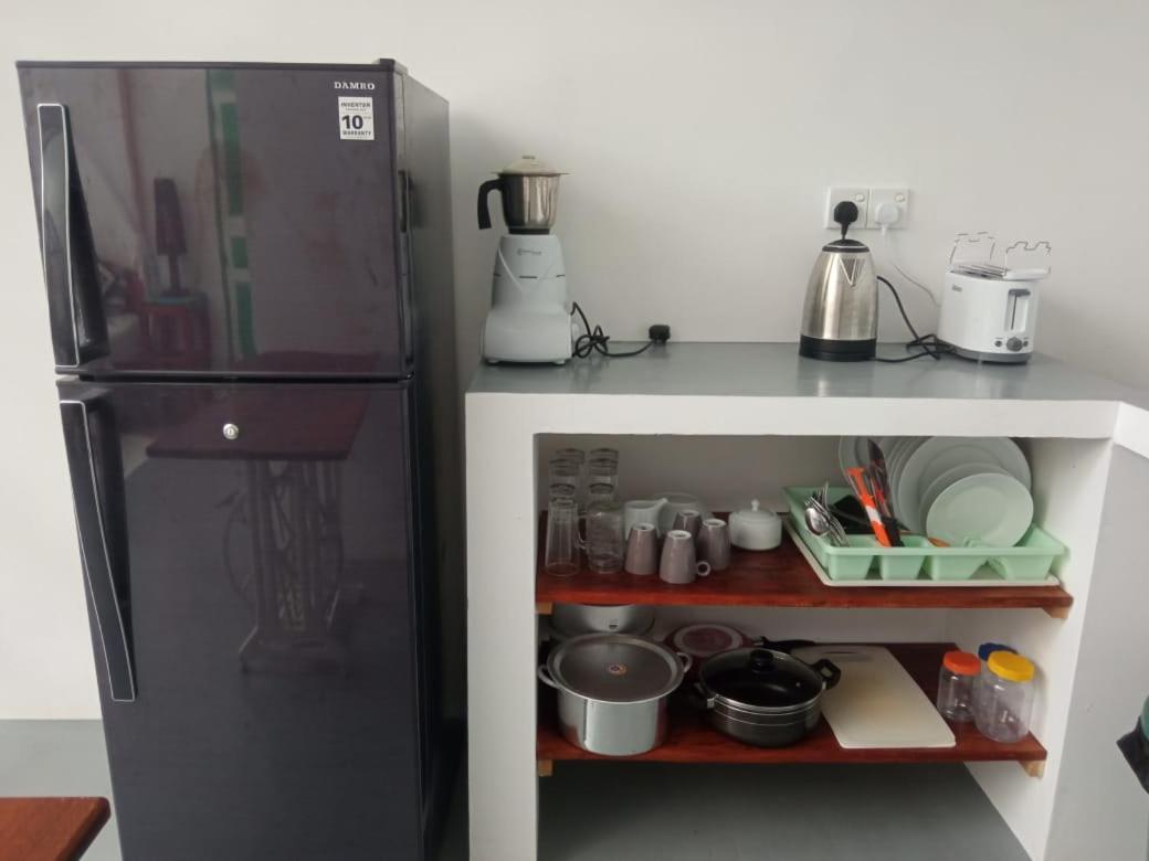 Beach House Kalukatiya - Family Villa, Seaview Room, Garden Room 迪克韦勒 外观 照片