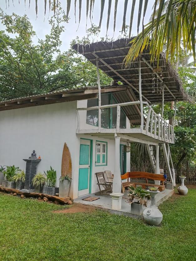 Beach House Kalukatiya - Family Villa, Seaview Room, Garden Room 迪克韦勒 外观 照片