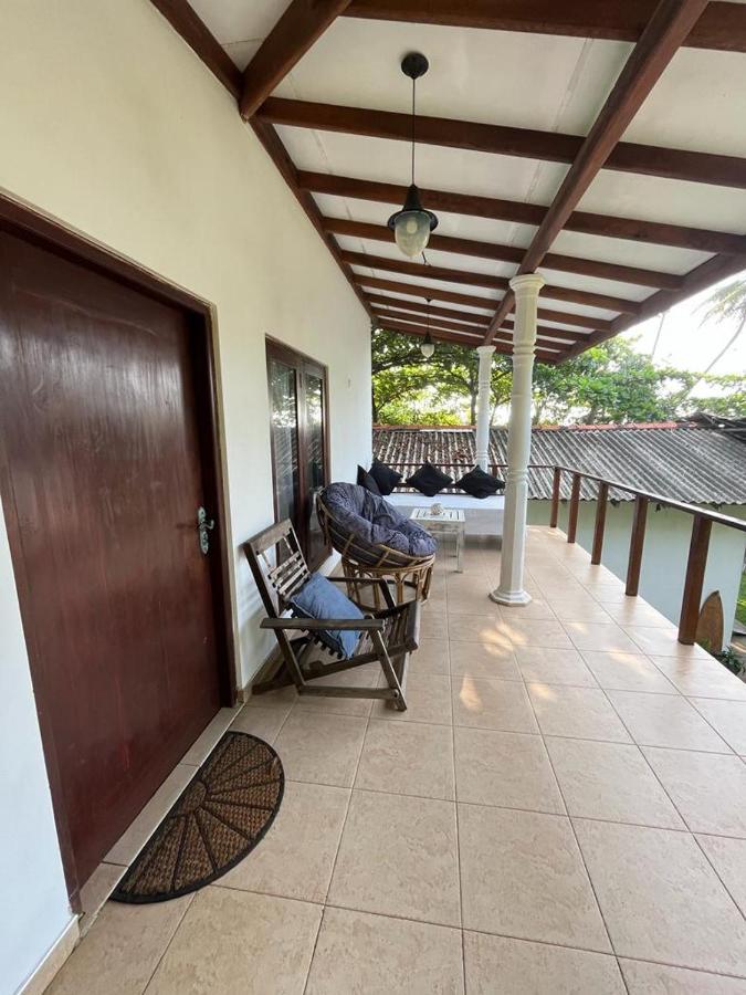 Beach House Kalukatiya - Family Villa, Seaview Room, Garden Room 迪克韦勒 外观 照片