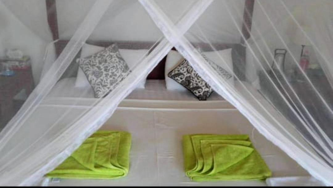 Beach House Kalukatiya - Family Villa, Seaview Room, Garden Room 迪克韦勒 外观 照片